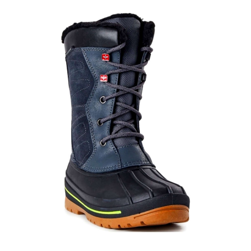 Brand new little boy snow boots.
